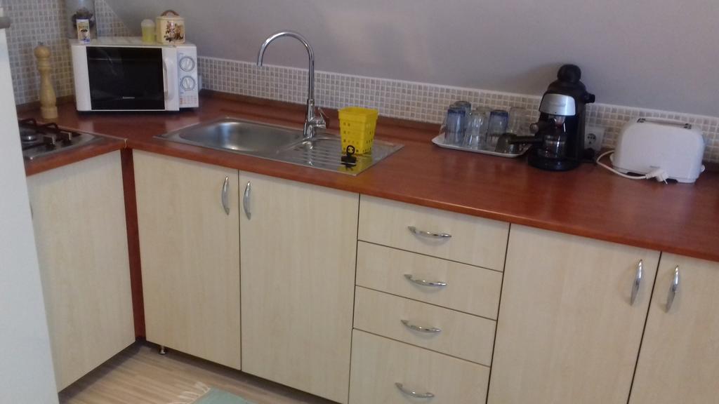 Eszter Apartmanhaz Hajdúszoboszló Zewnętrze zdjęcie
